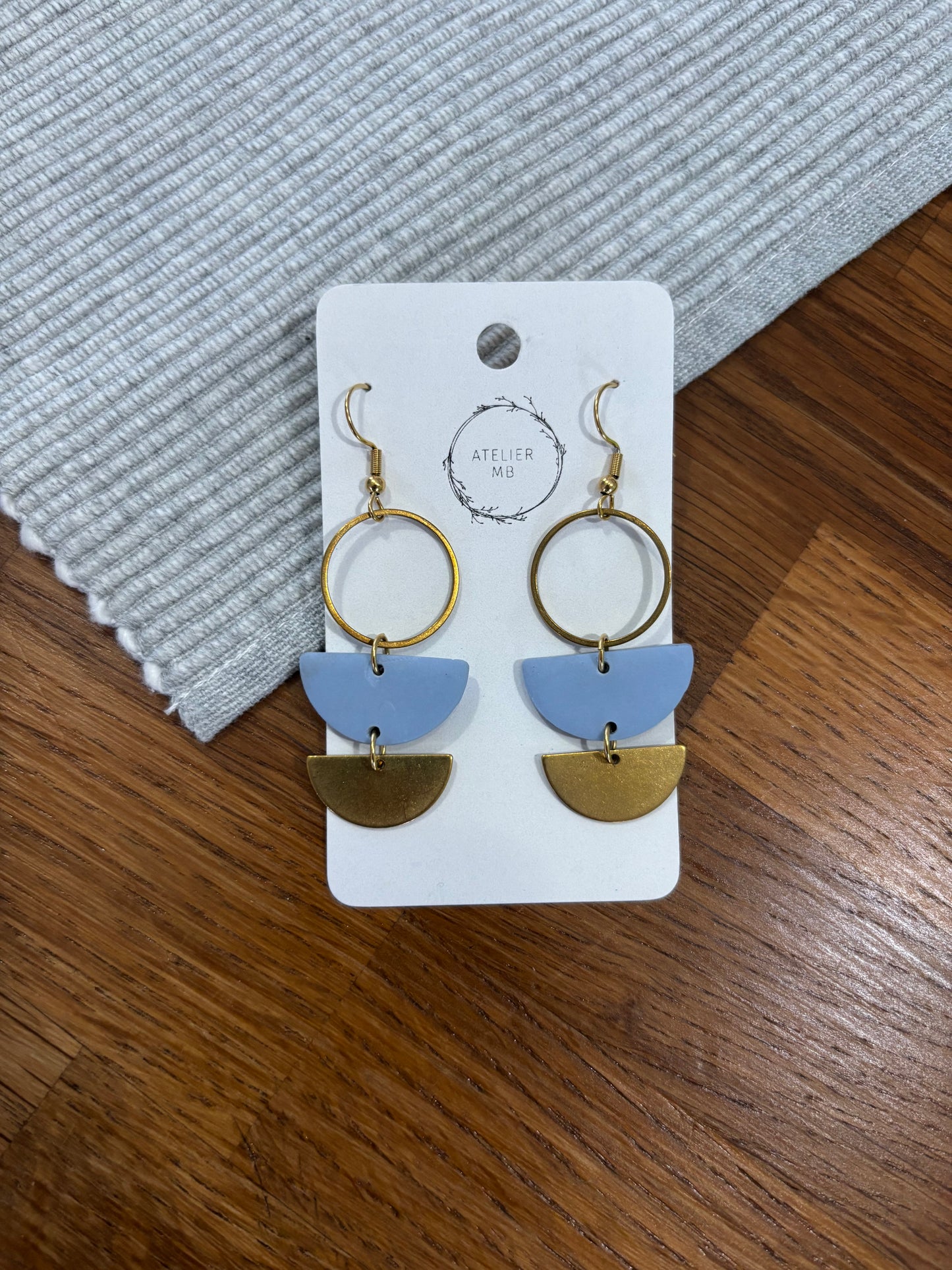 Boucles d'oreilles bleu et or