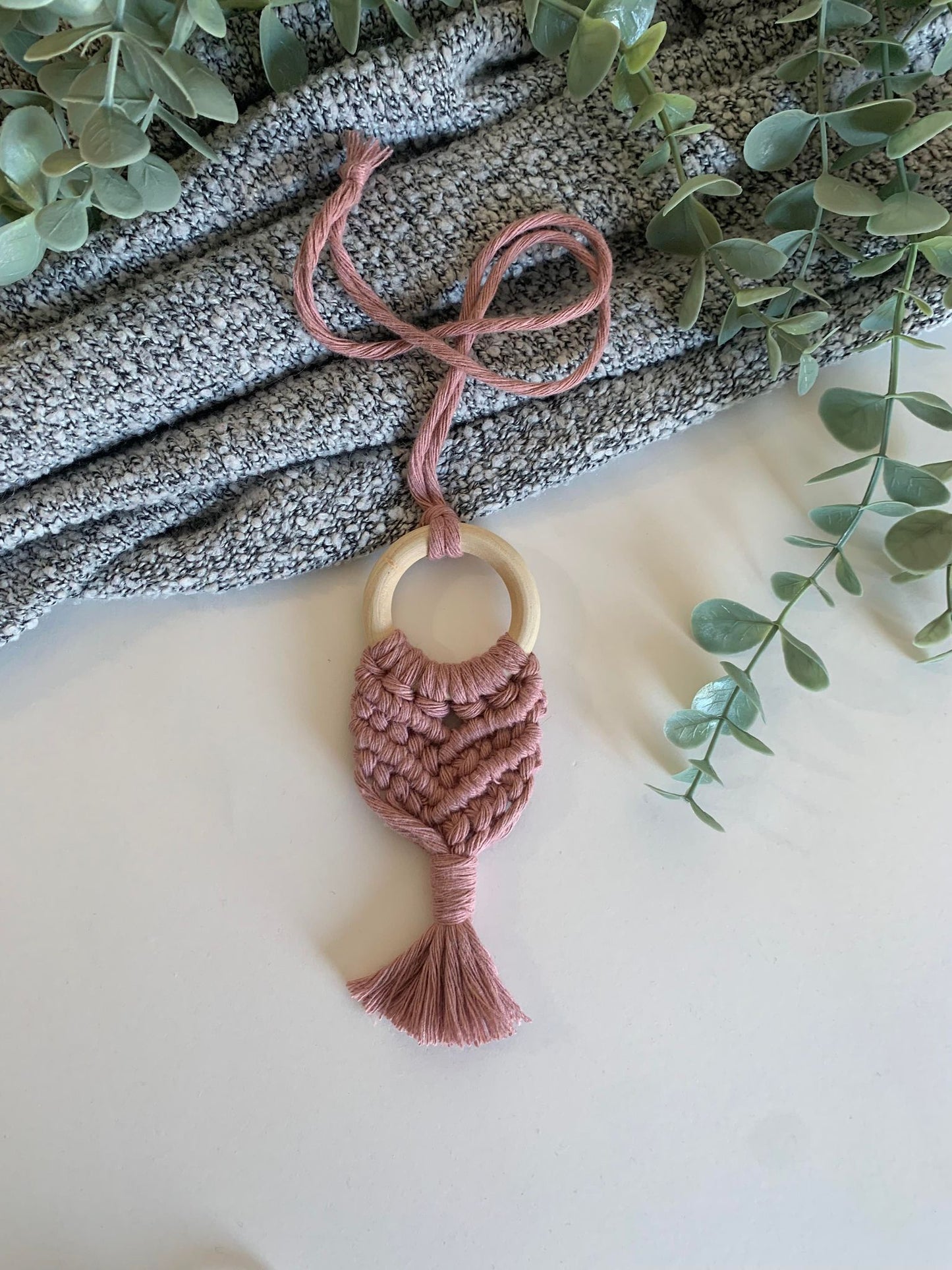 LINARIA - Diffuseur pour auto en macramé