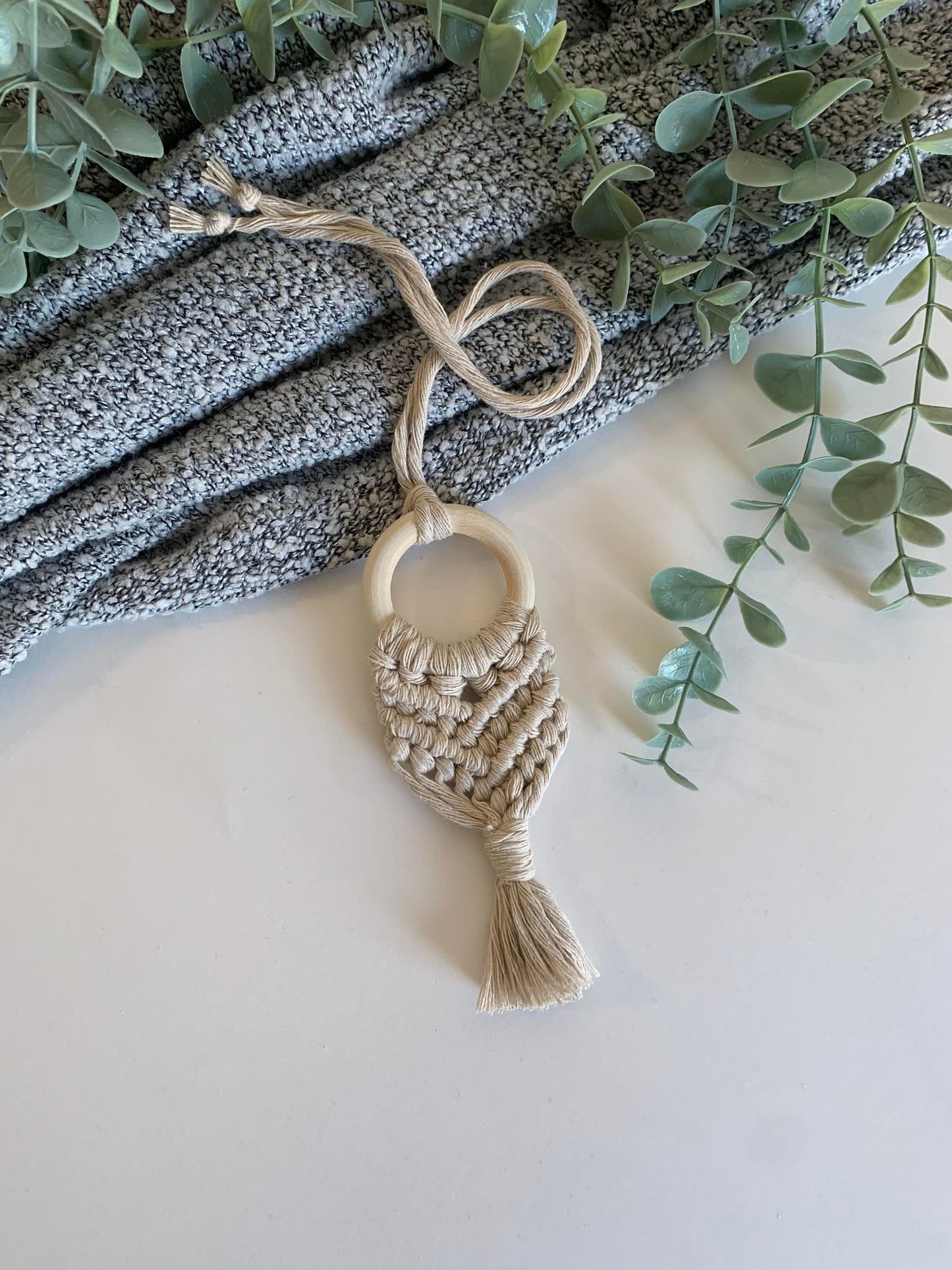 LINARIA - Diffuseur pour auto en macramé