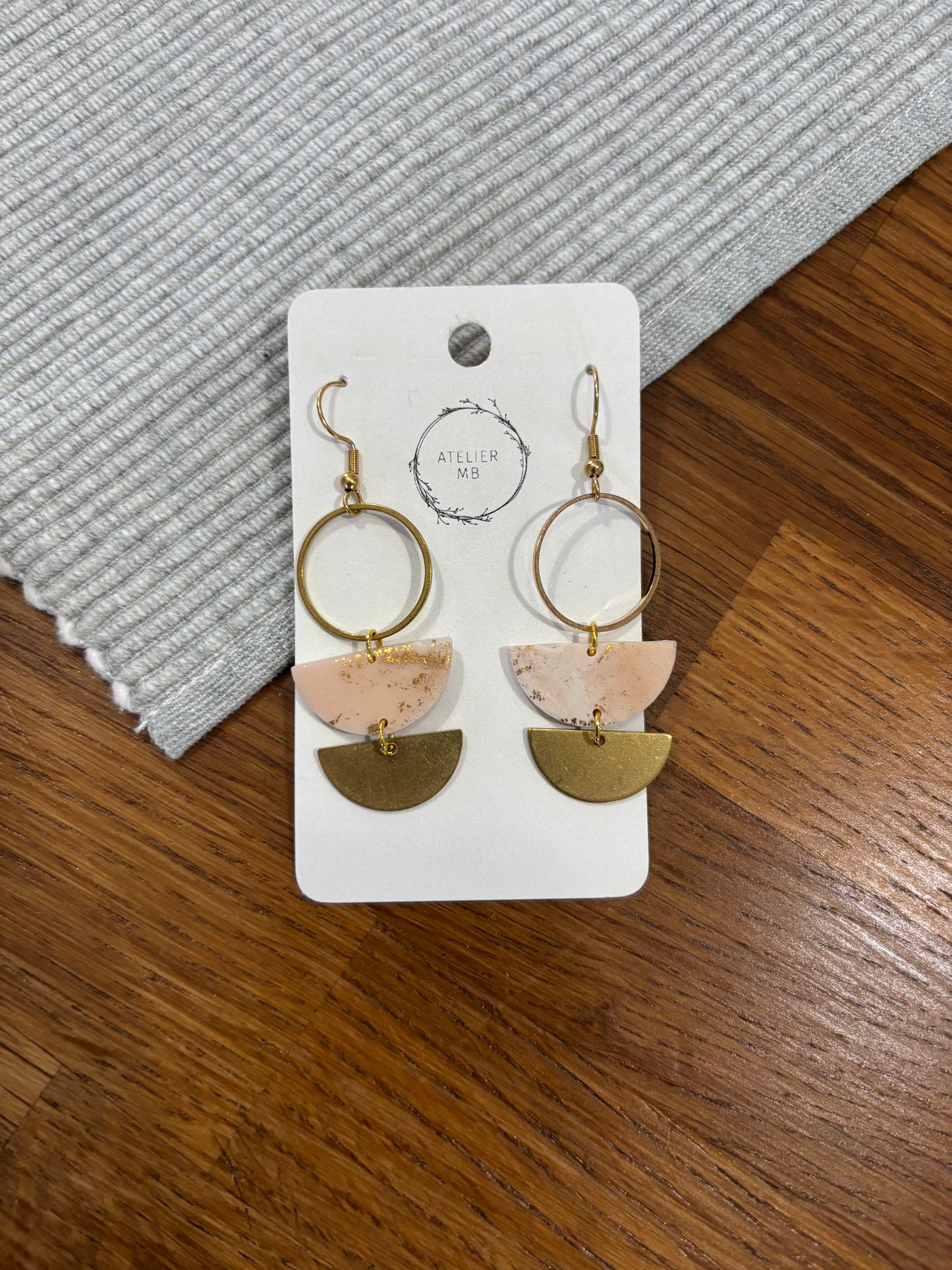 Boucles d'oreilles rose et or